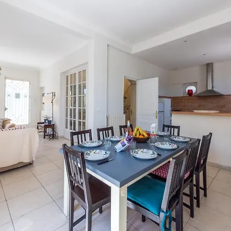 Villa La Maison Blanche - 300m De La